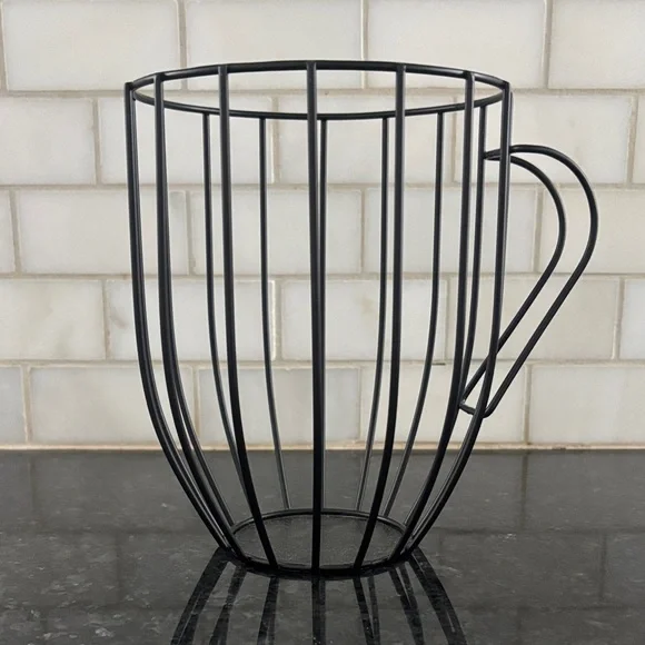 Black Wire Mug-Shaped Holder - Picture 1 of 2